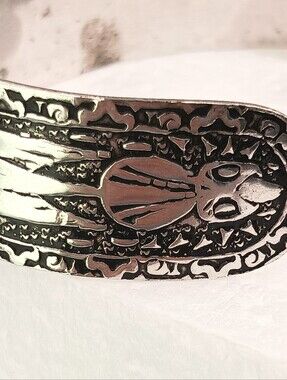 Native American Navajo Hand Carved Sterling Silver Bracelet 19.3g 3/4 Inch High